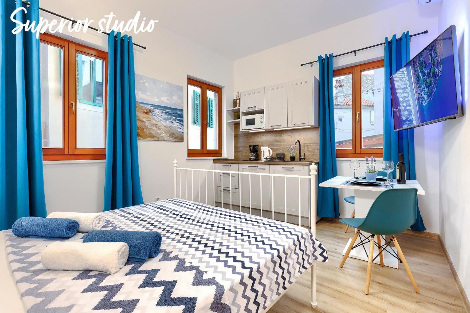 Studios Notte Sul Porto Rovinj Exteriör bild
